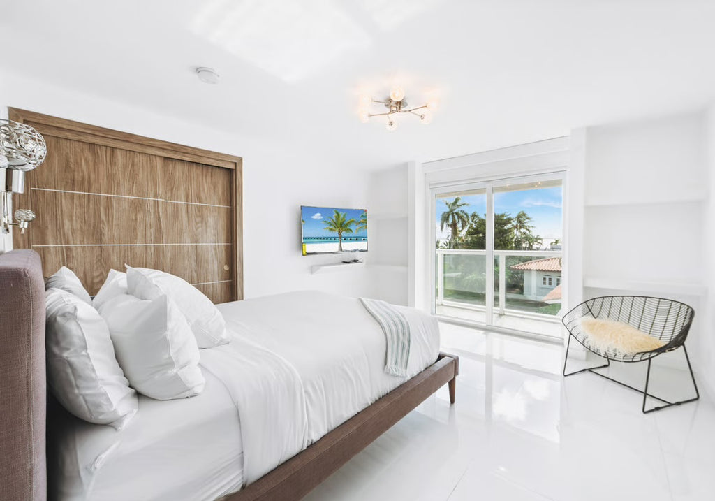 Villa Bay