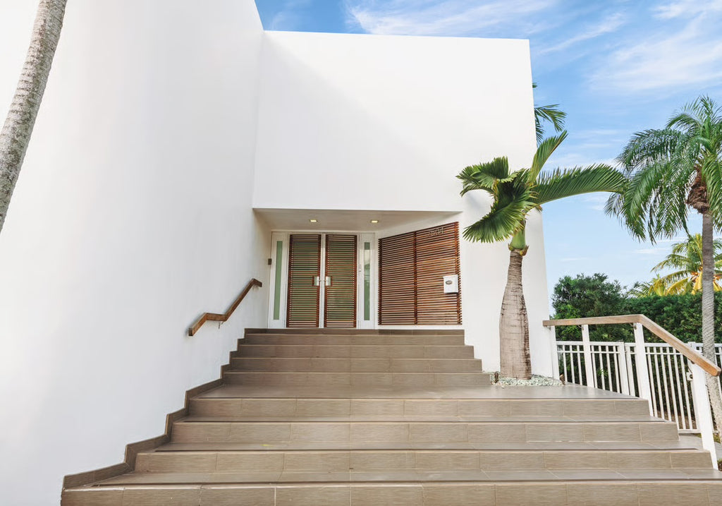 Villa Bay