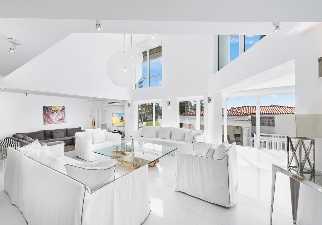 Villa Bay